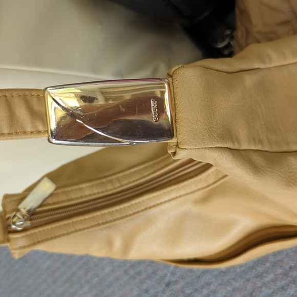 Purses - Picture 9 of 10